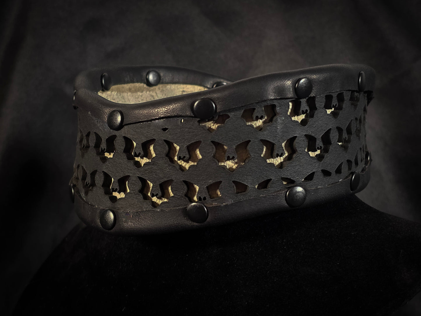 Bats Cutout Leather Collar