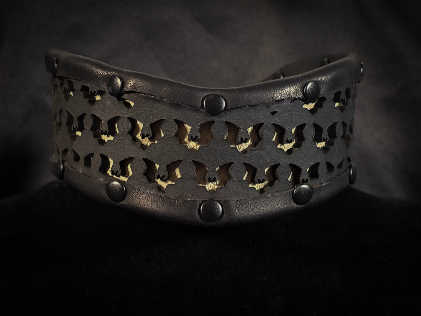 Bats Cutout Leather Collar