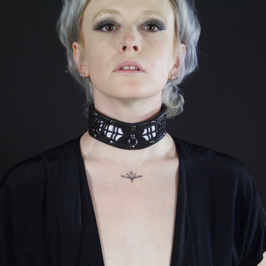 Cobwebs Cutout Leather Collar